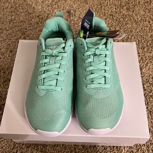 Hylete Women’s Athletic Shoes. Brand New.